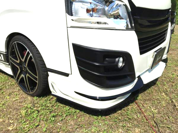 日産NV350キャラバン画像